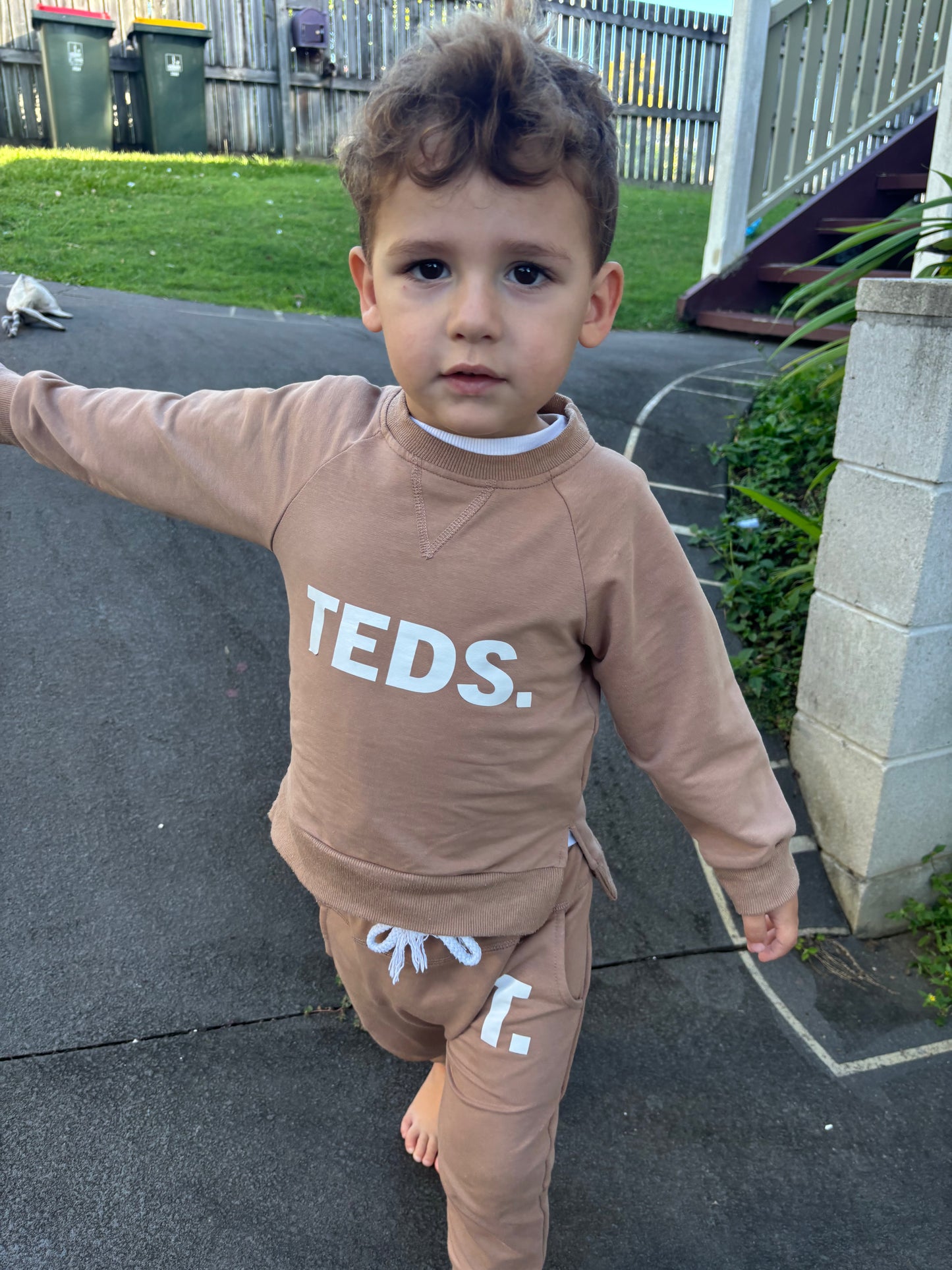 Crew neck sweatsuit set