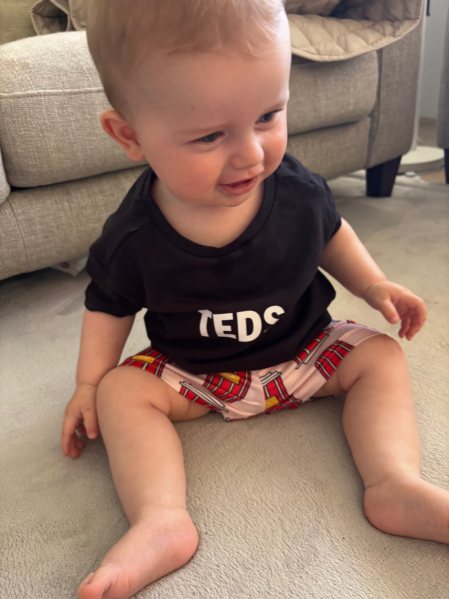 The Fizzy Friday Shorts