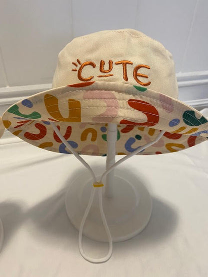 Bucket hat